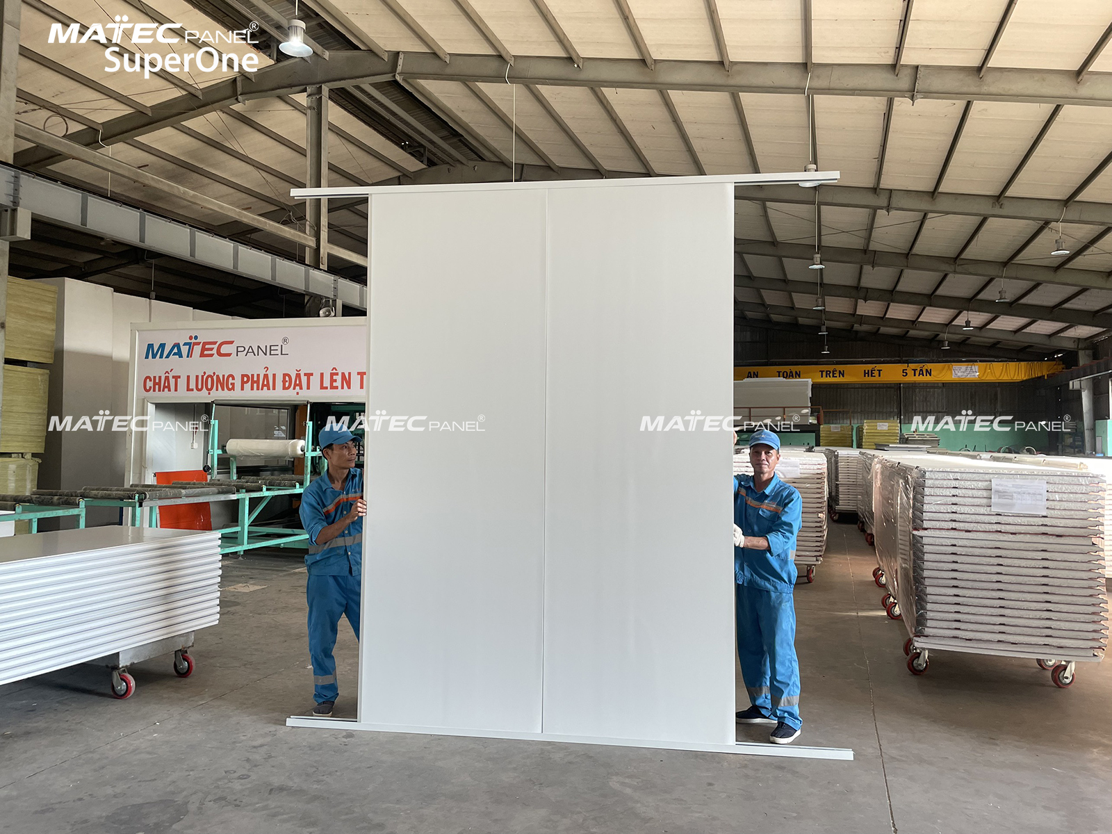 Tấm Panel Vách dày 5cm giá chỉ từ 158k/m2 – Giải pháp xây dựng tiết kiệm, hiệu quả năm 2025