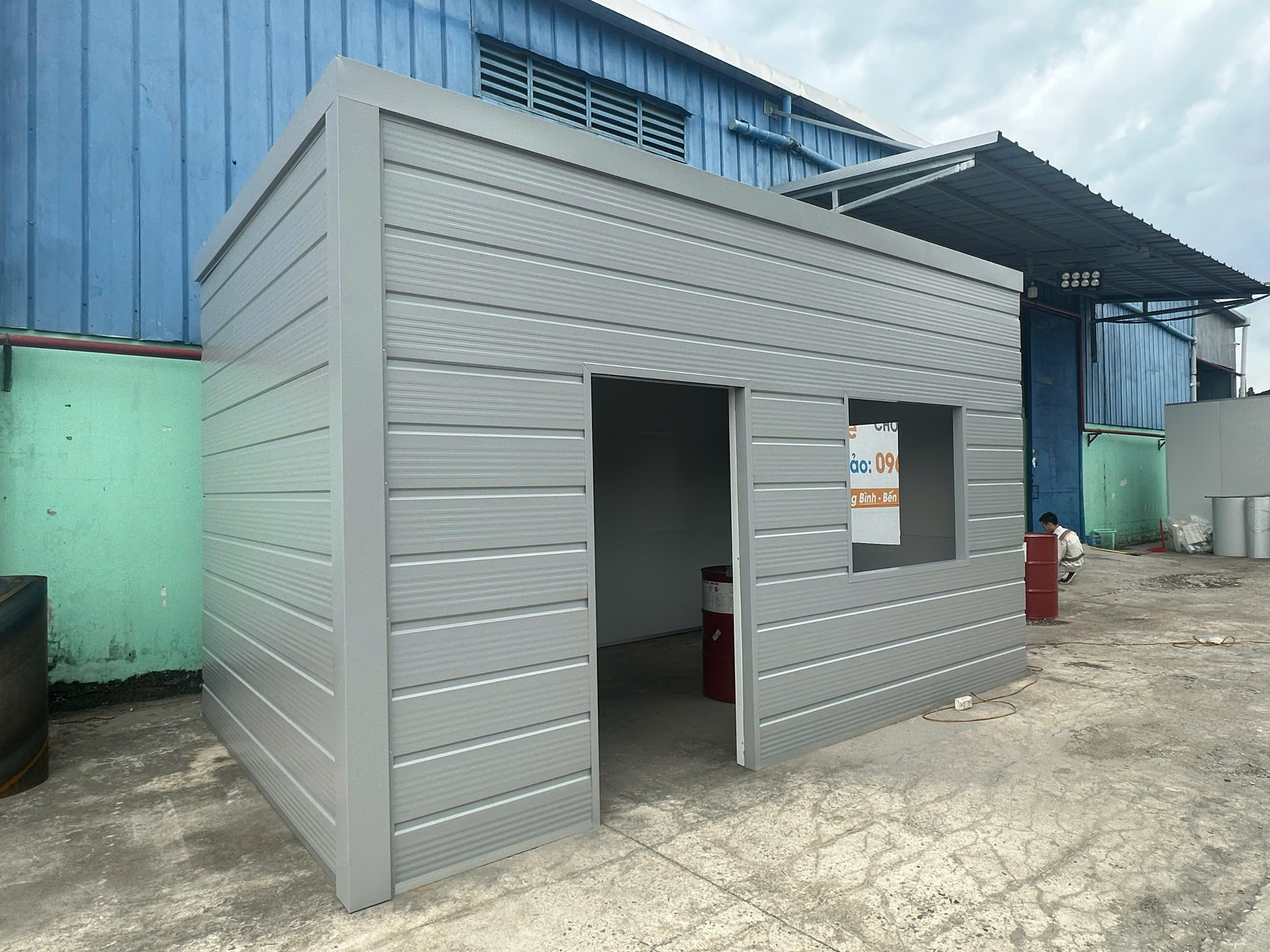 Ốp u tôn bo khung cửa sổ tường panel cách nhiệt