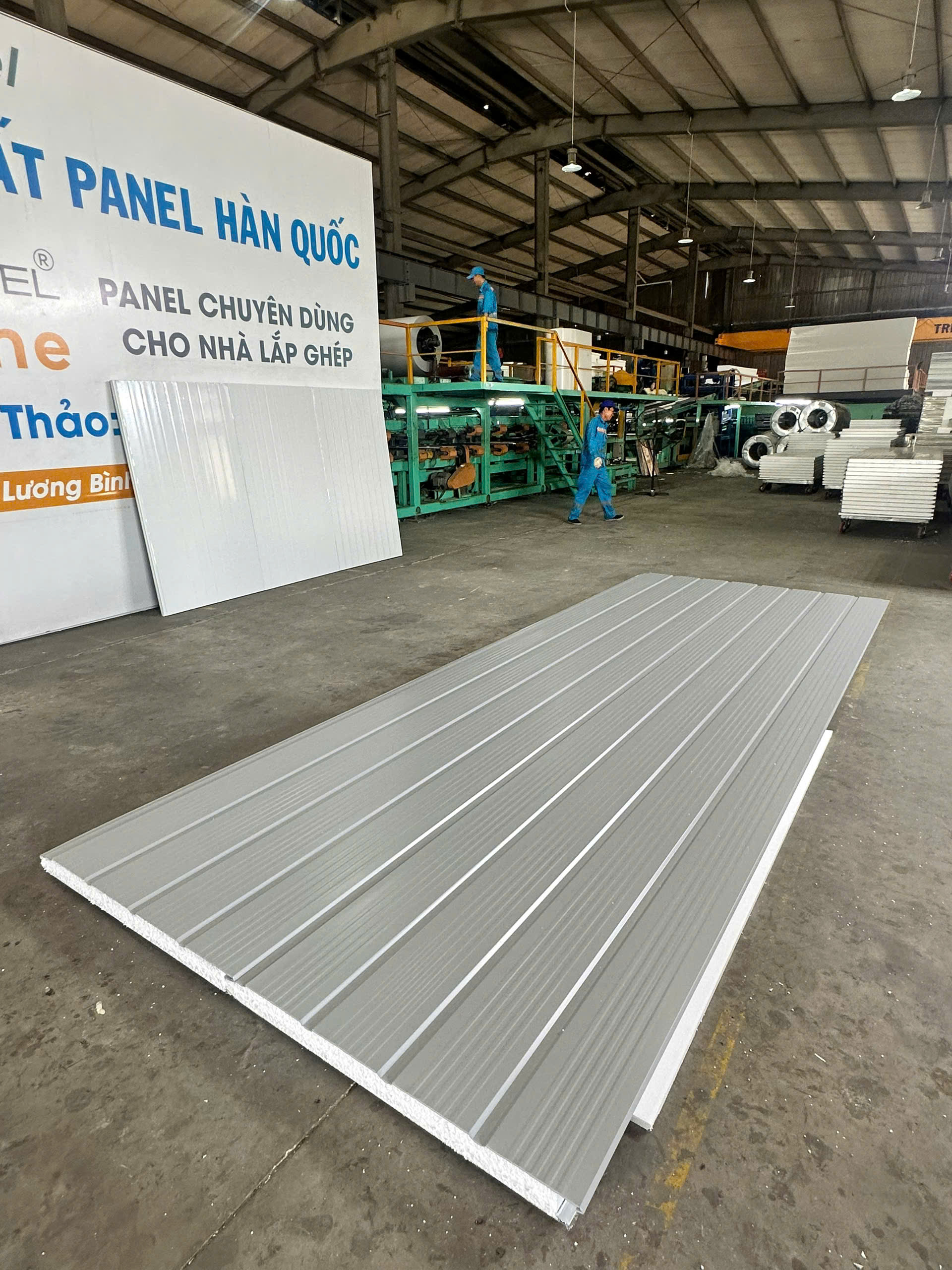 Panel vách ngoài trời ngàm che vít thi công lắp ngan chắc chắn, thẩm mỹ